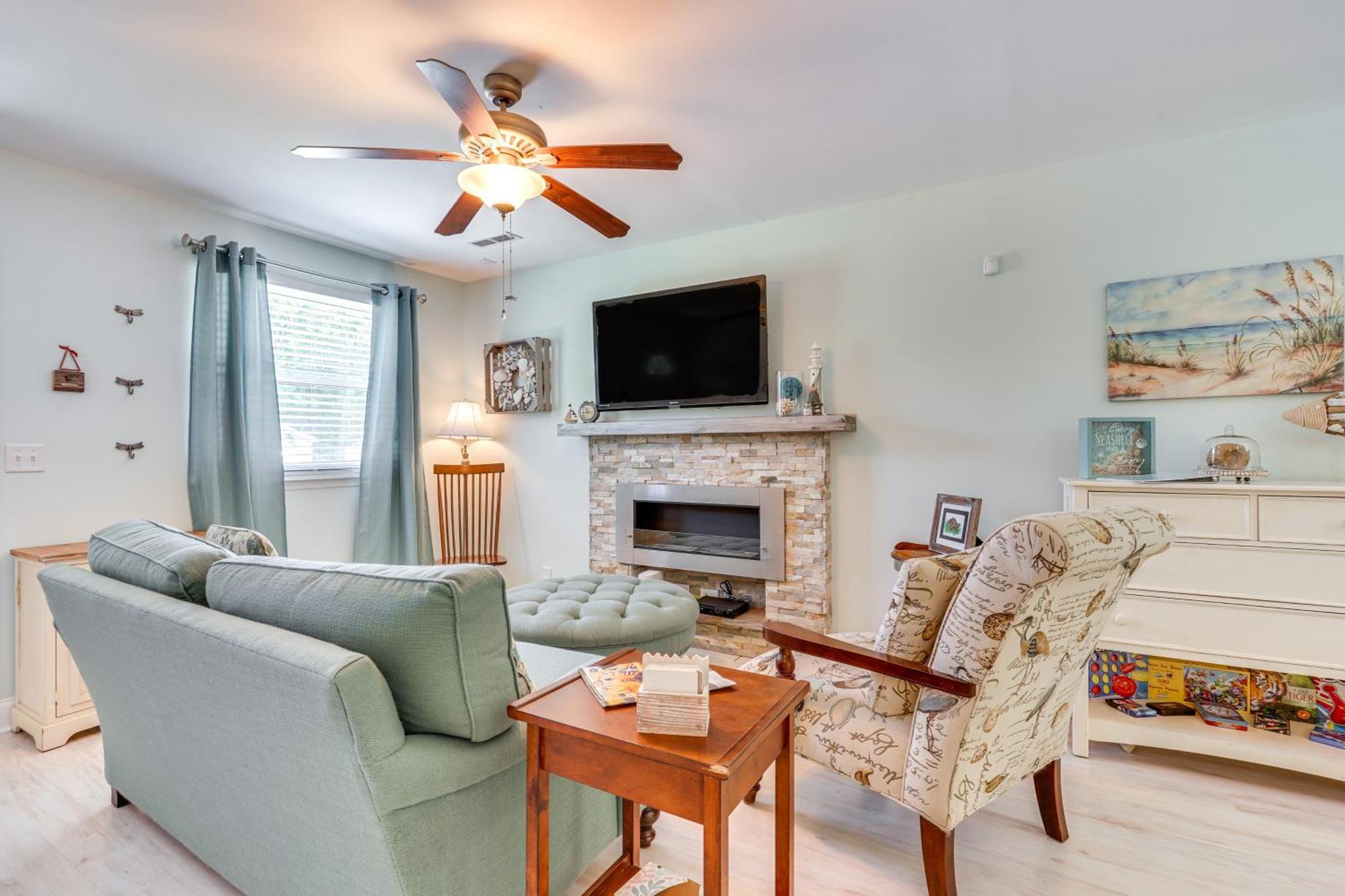 הוילה Cozy Goose Creek Escape With Patio And Grill מראה חיצוני תמונה