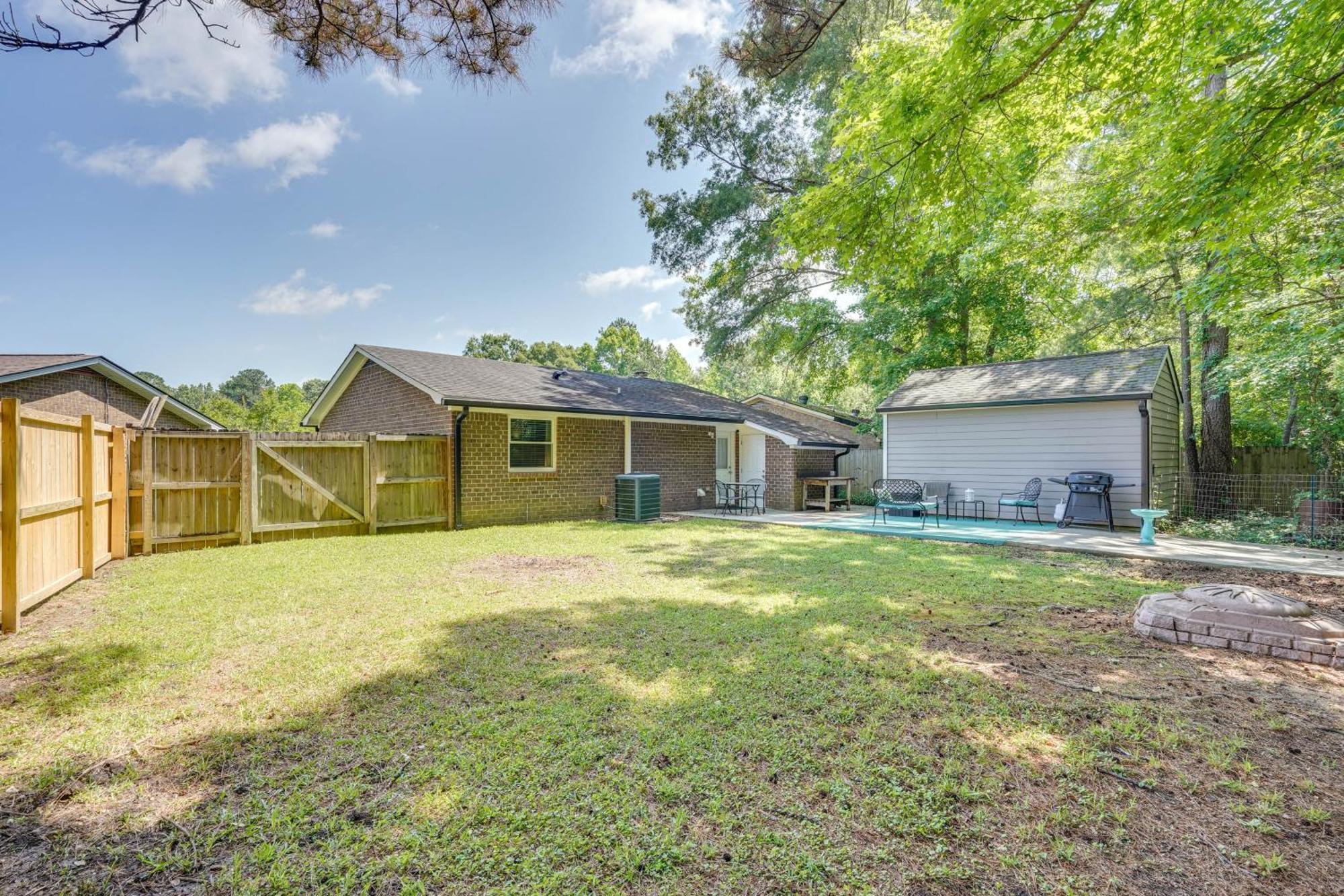 הוילה Cozy Goose Creek Escape With Patio And Grill מראה חיצוני תמונה